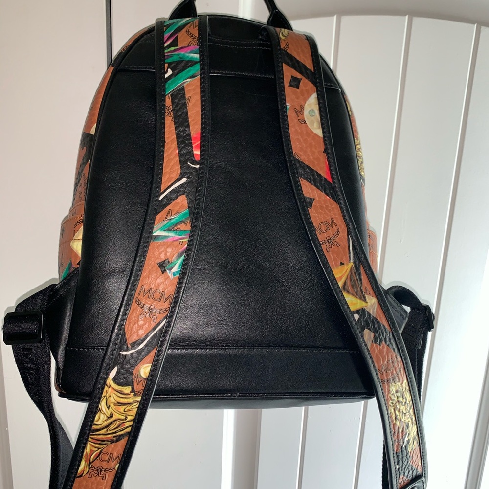 Authentic MCM mini backpack - Picture 3 of 8
